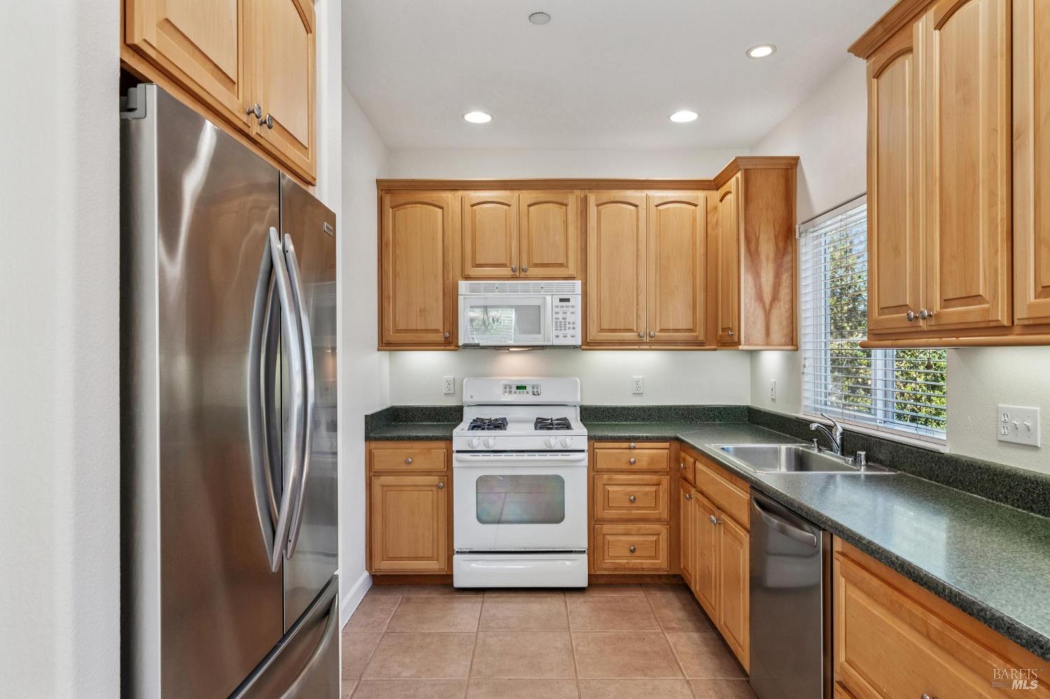 MLS #326018607 img 16