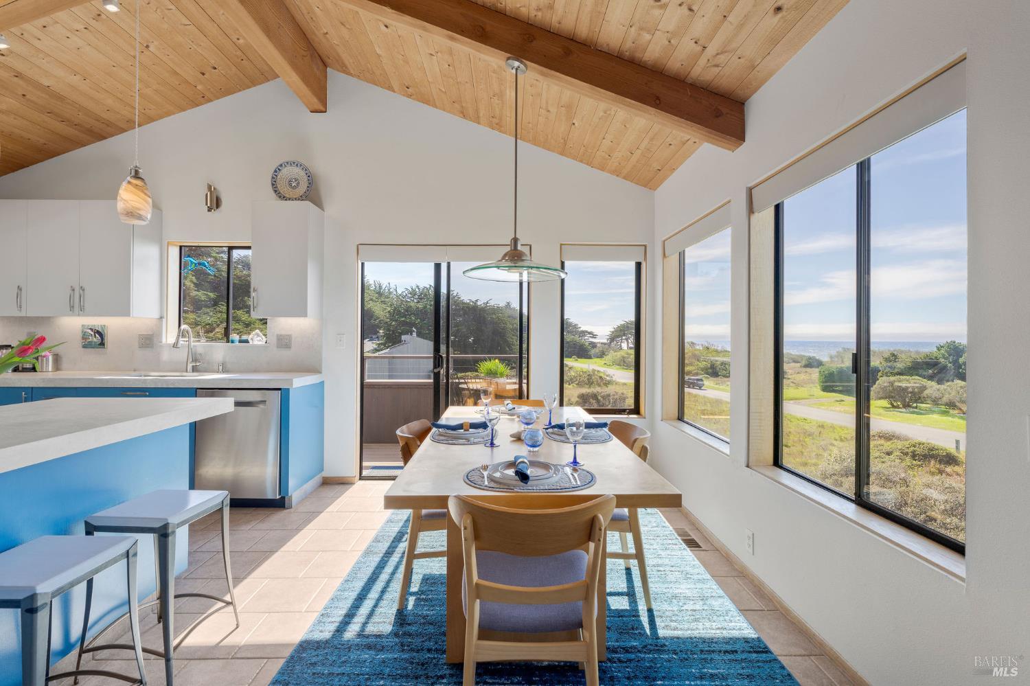 MLS #326018695 img 3