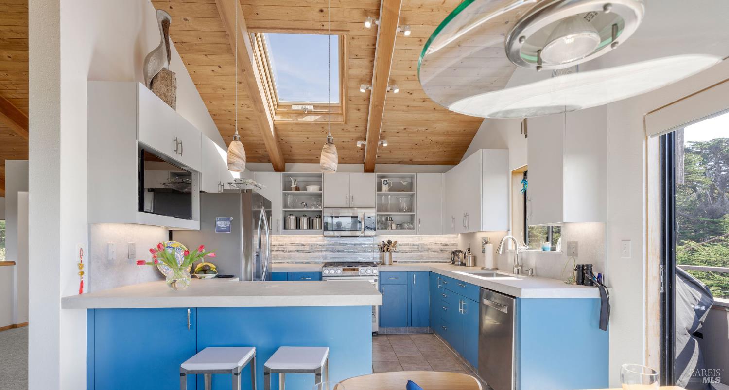 MLS #326018695 img 4