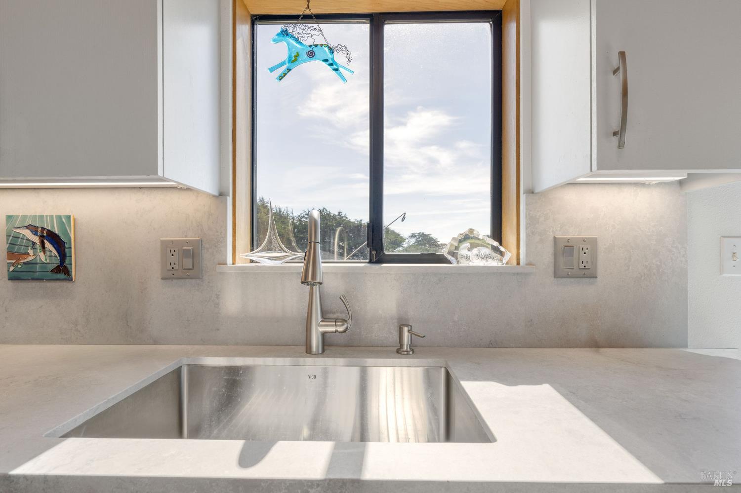 MLS #326018695 img 6