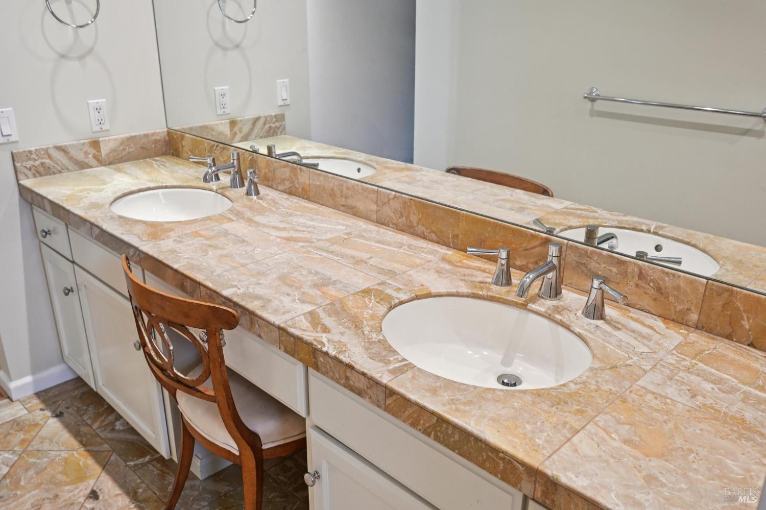 MLS #326018912 img 37