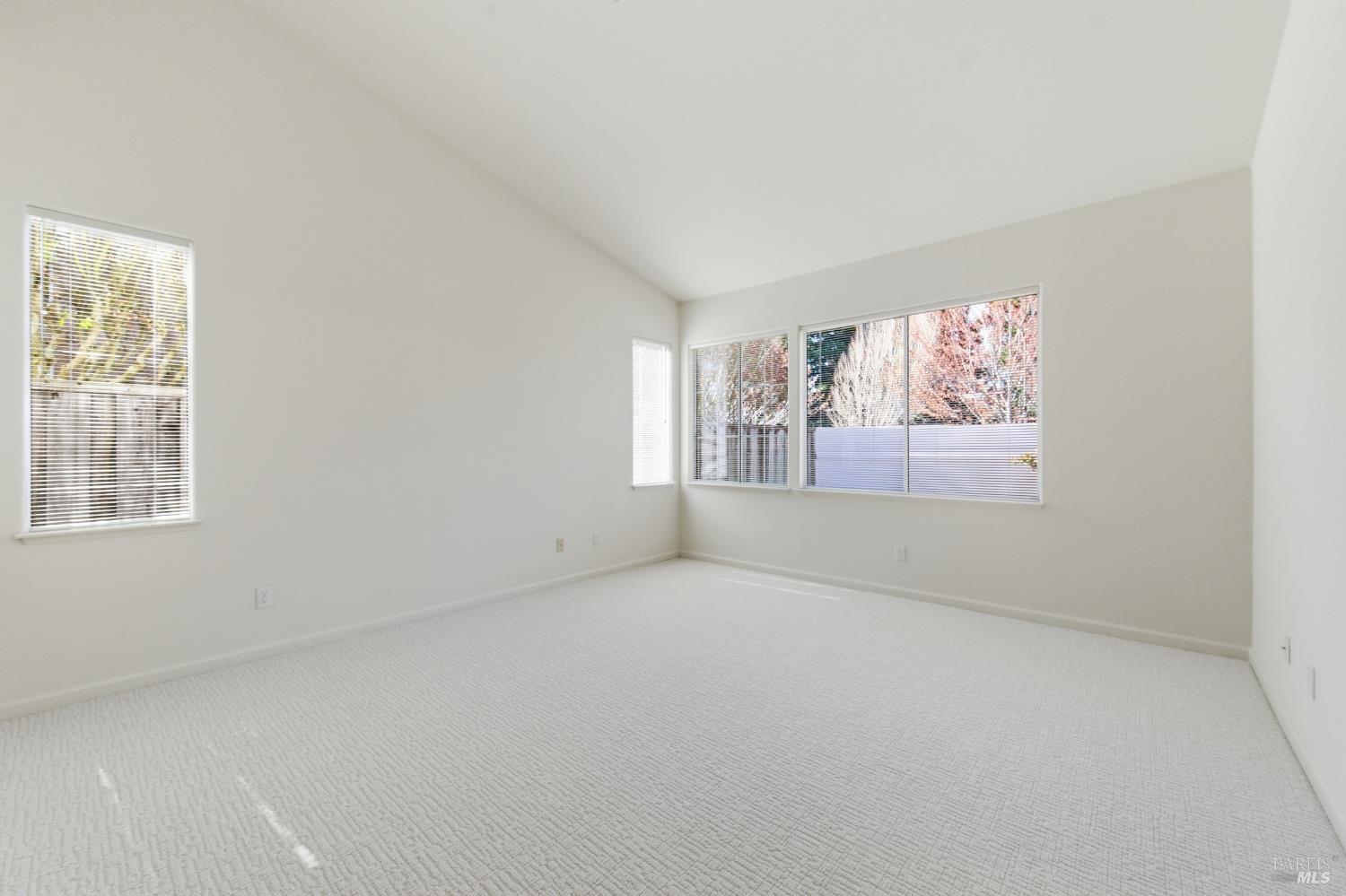 MLS #326019316 img 43