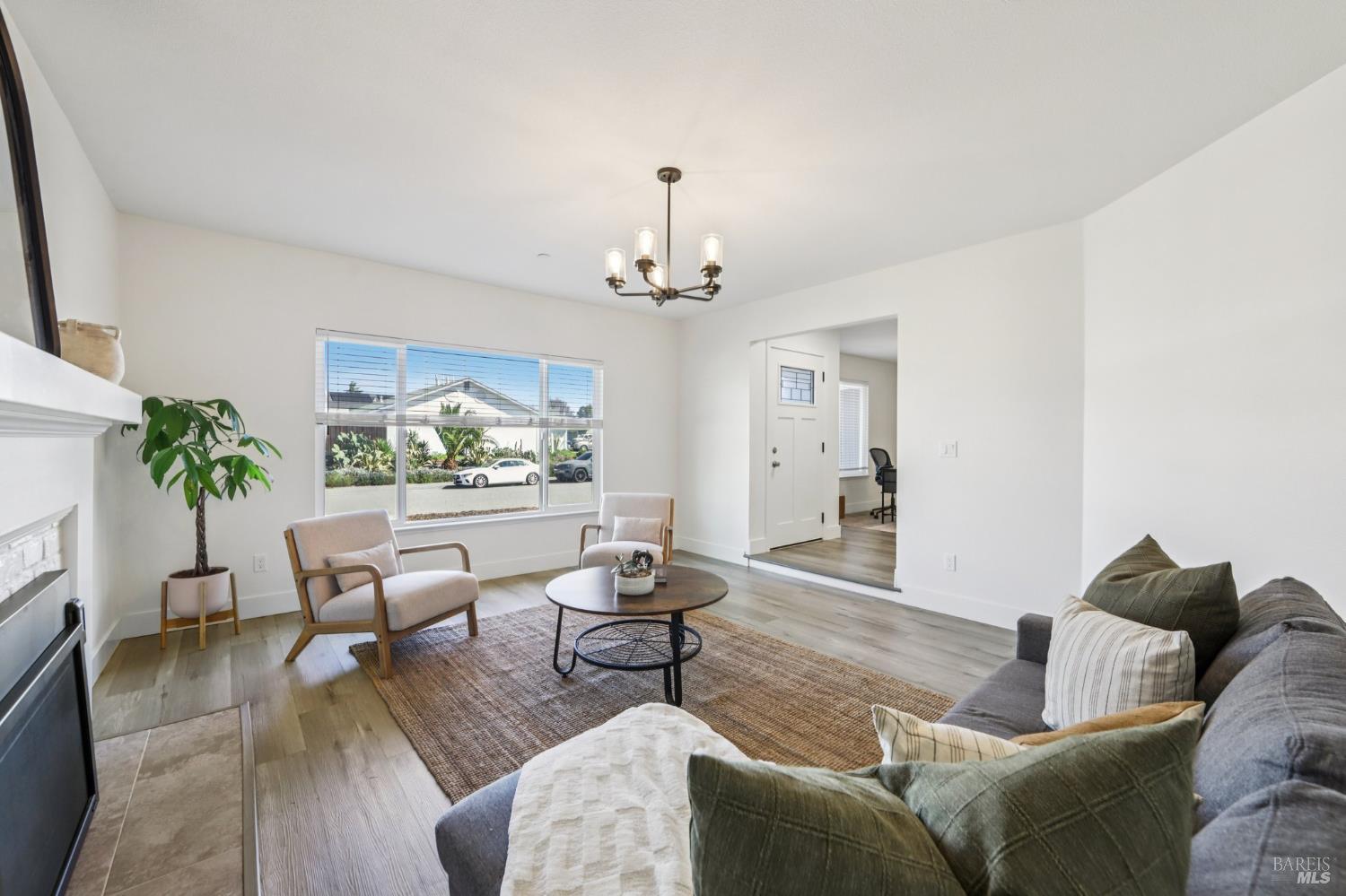 MLS #326019393 img 8