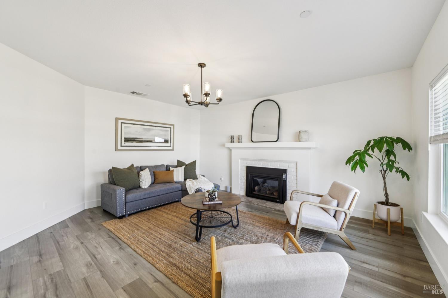 MLS #326019393 img 9