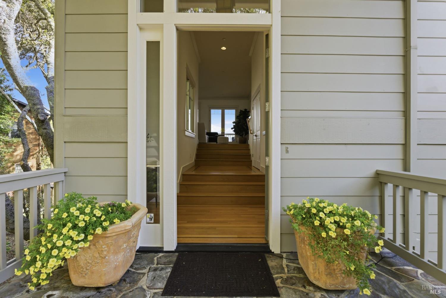 MLS #326019473 img 2