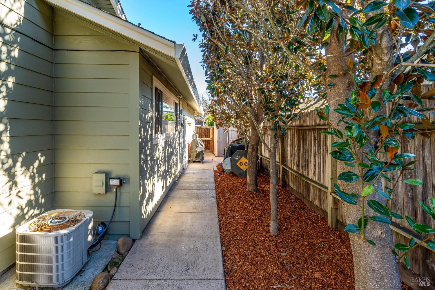 MLS #326019584 img 29