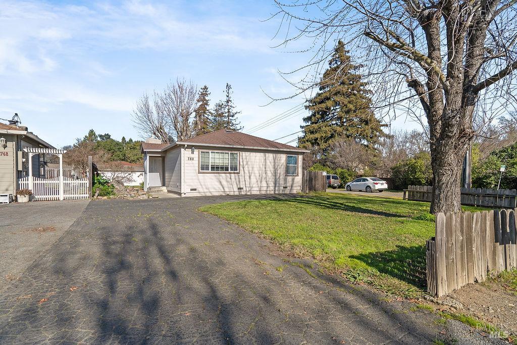 MLS #326019640 img 0