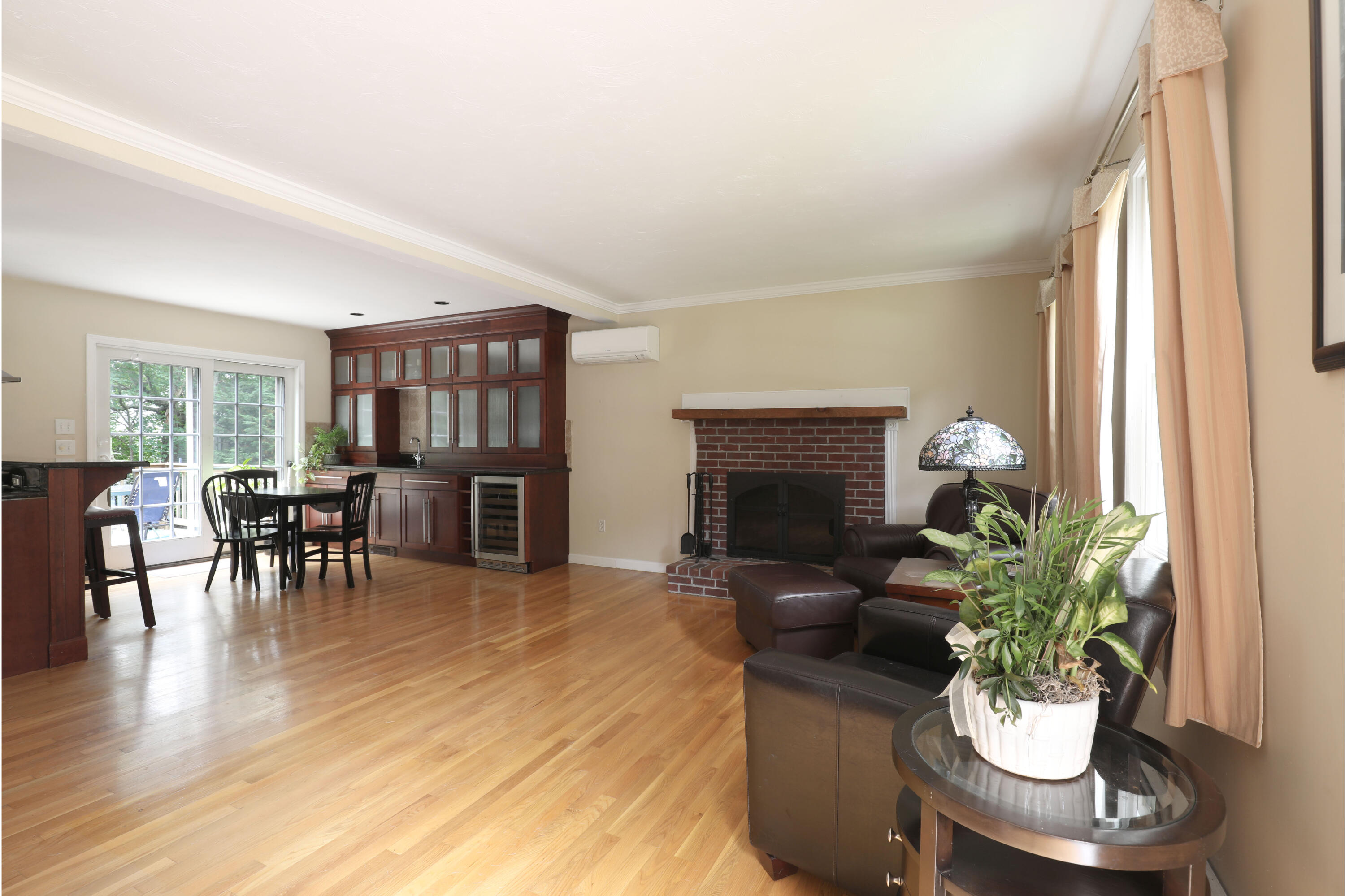MLS #22502945 img 5