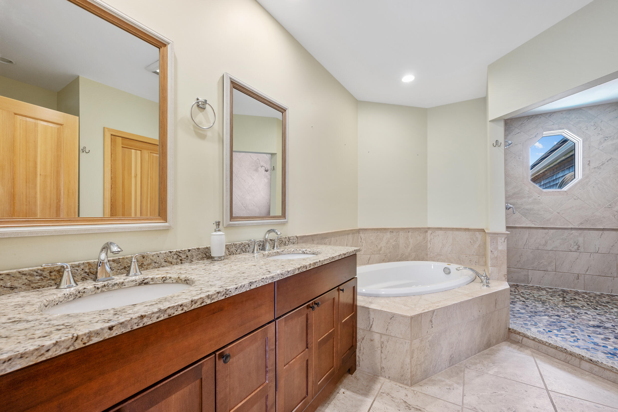 MLS #22503256 image #41