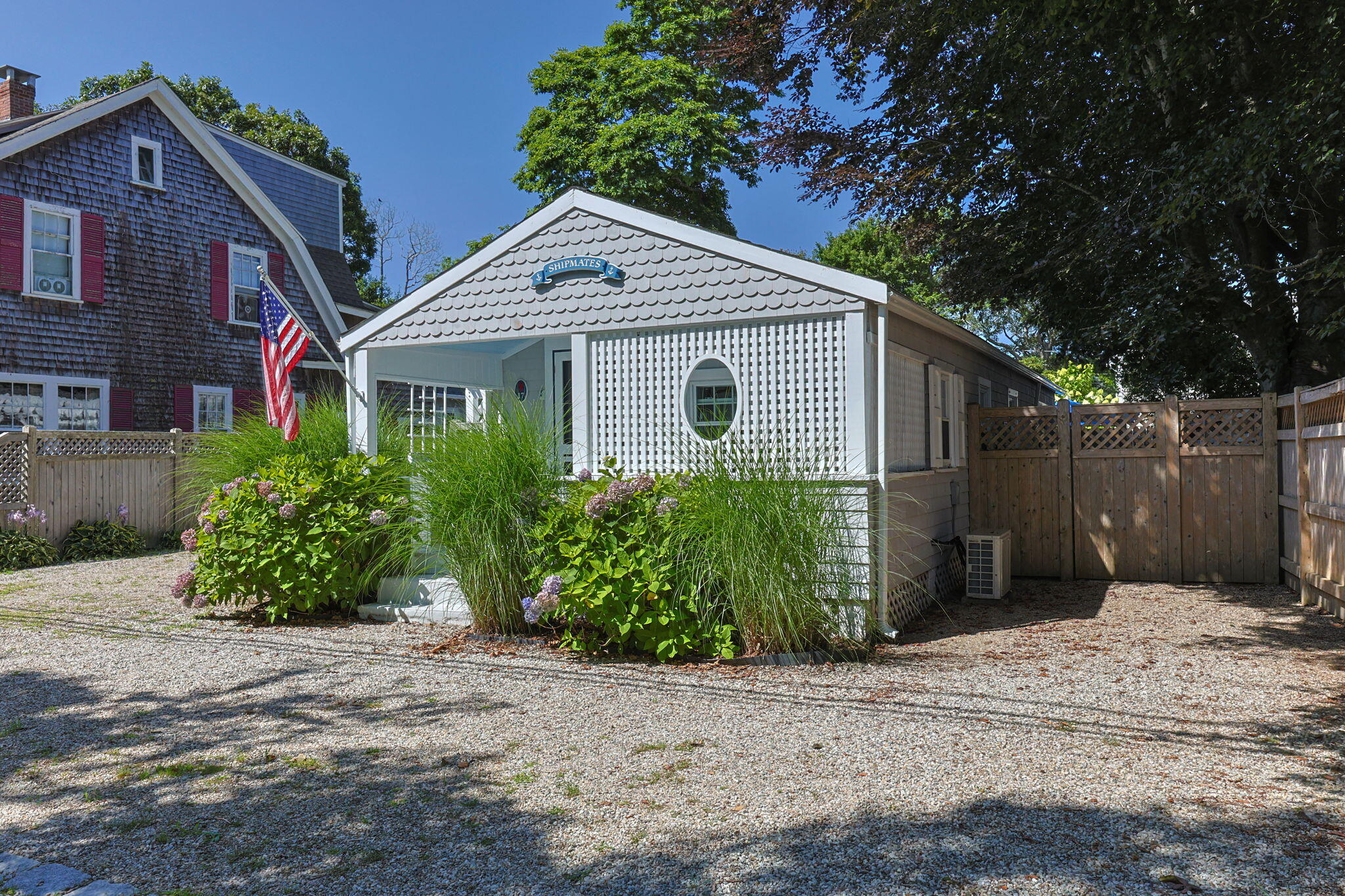 MLS #22503604 img 2
