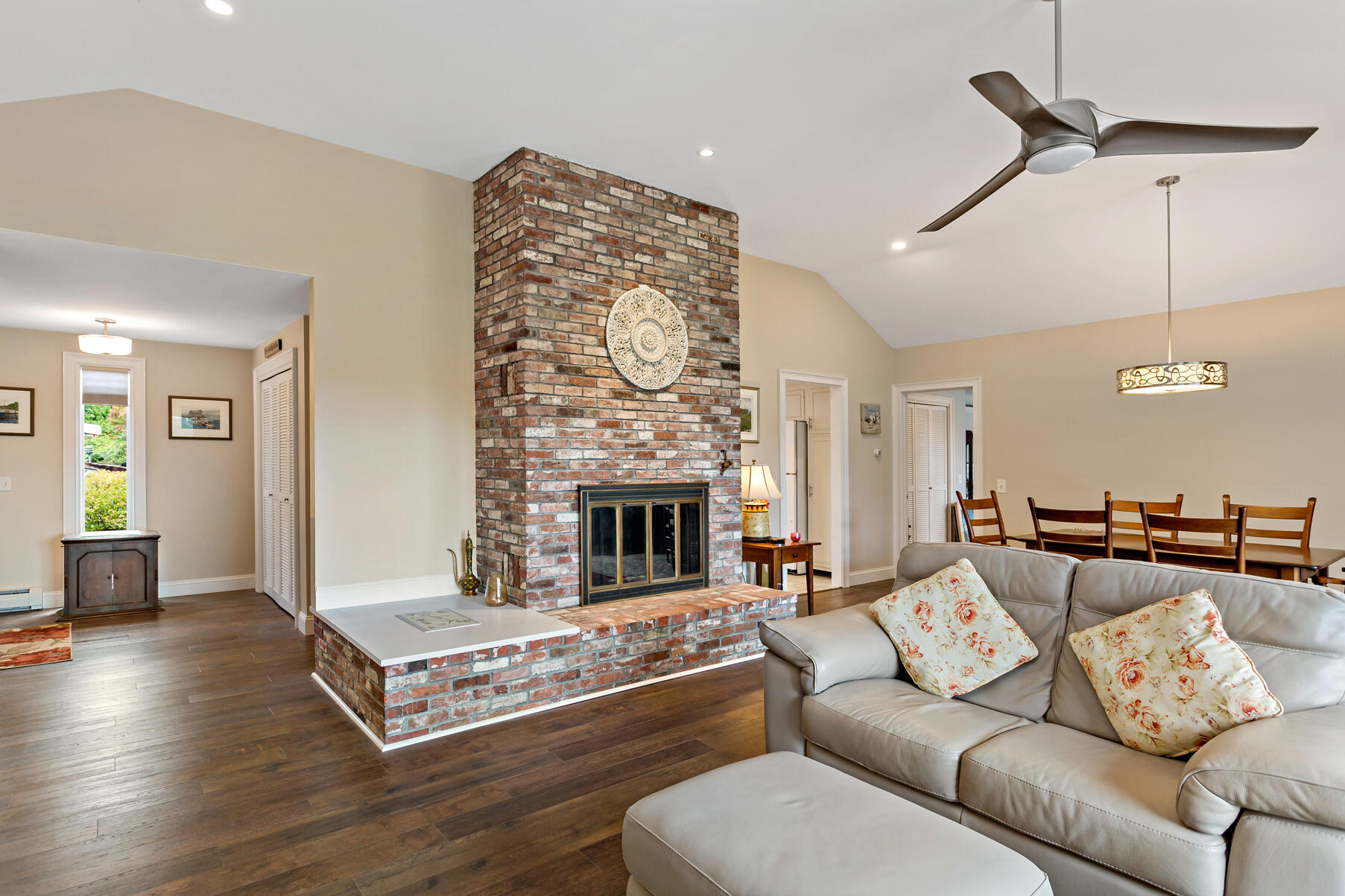 MLS #22504188 img 4