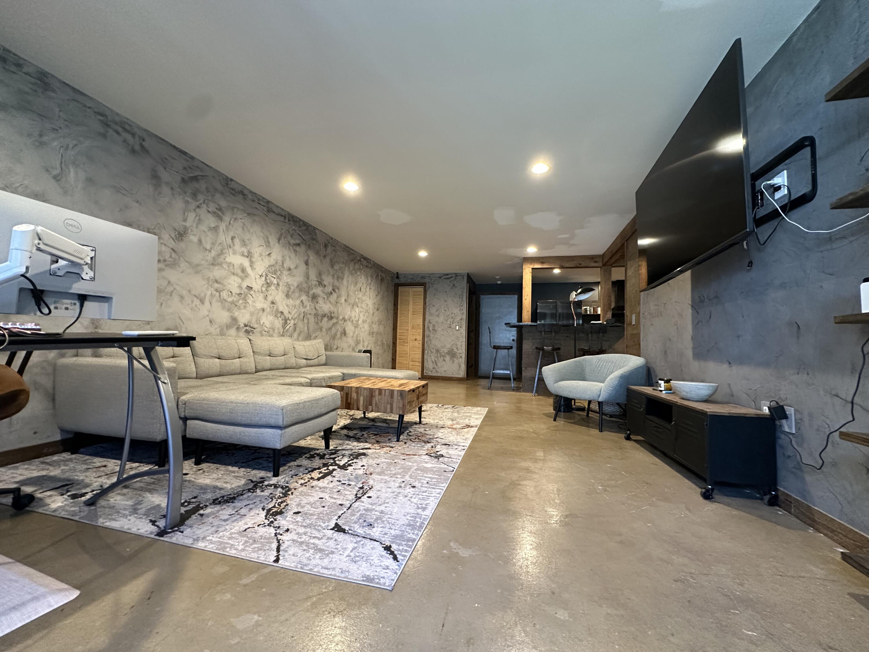 MLS #22504307 image #2