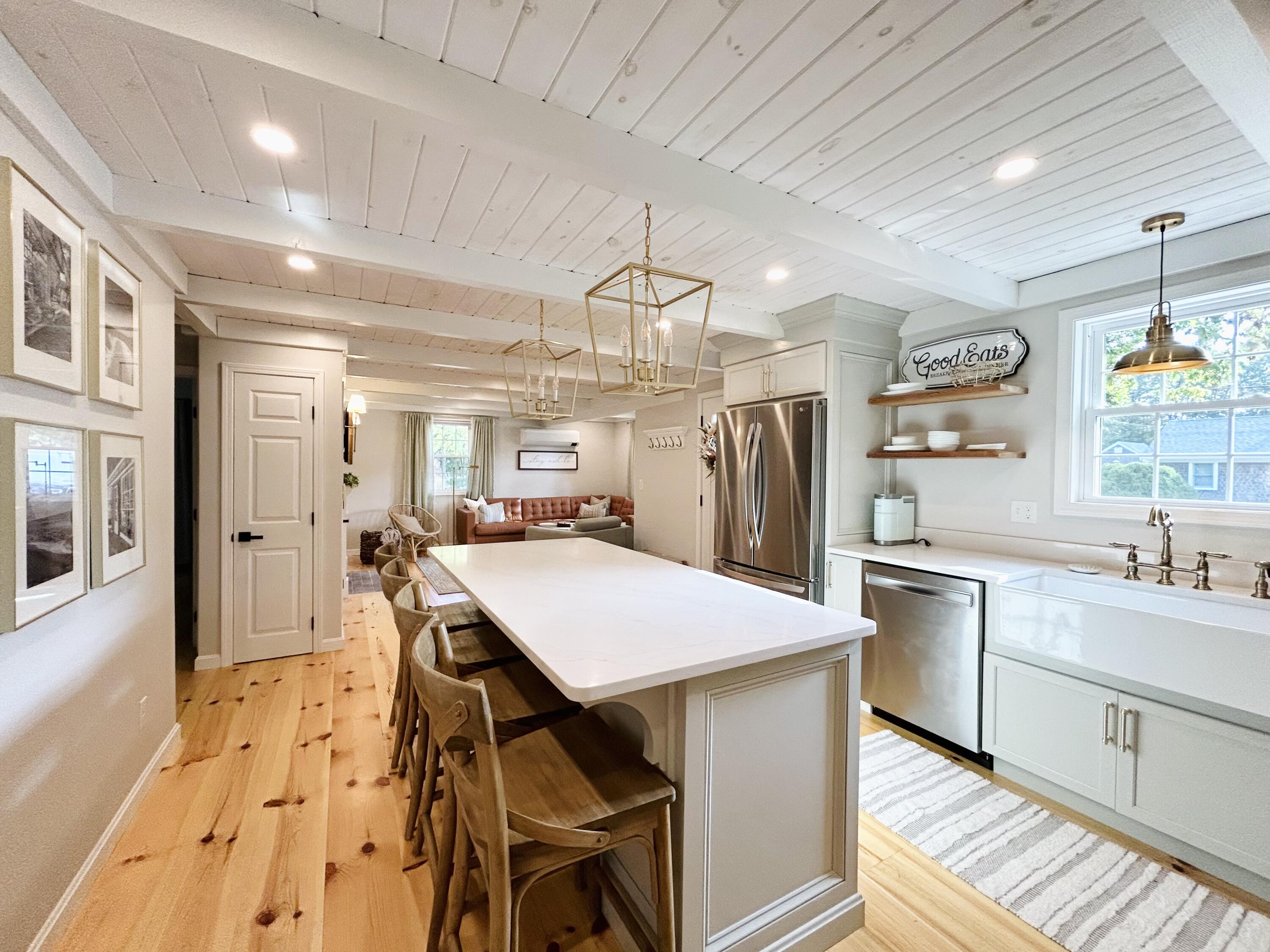 MLS #22504322 image #2