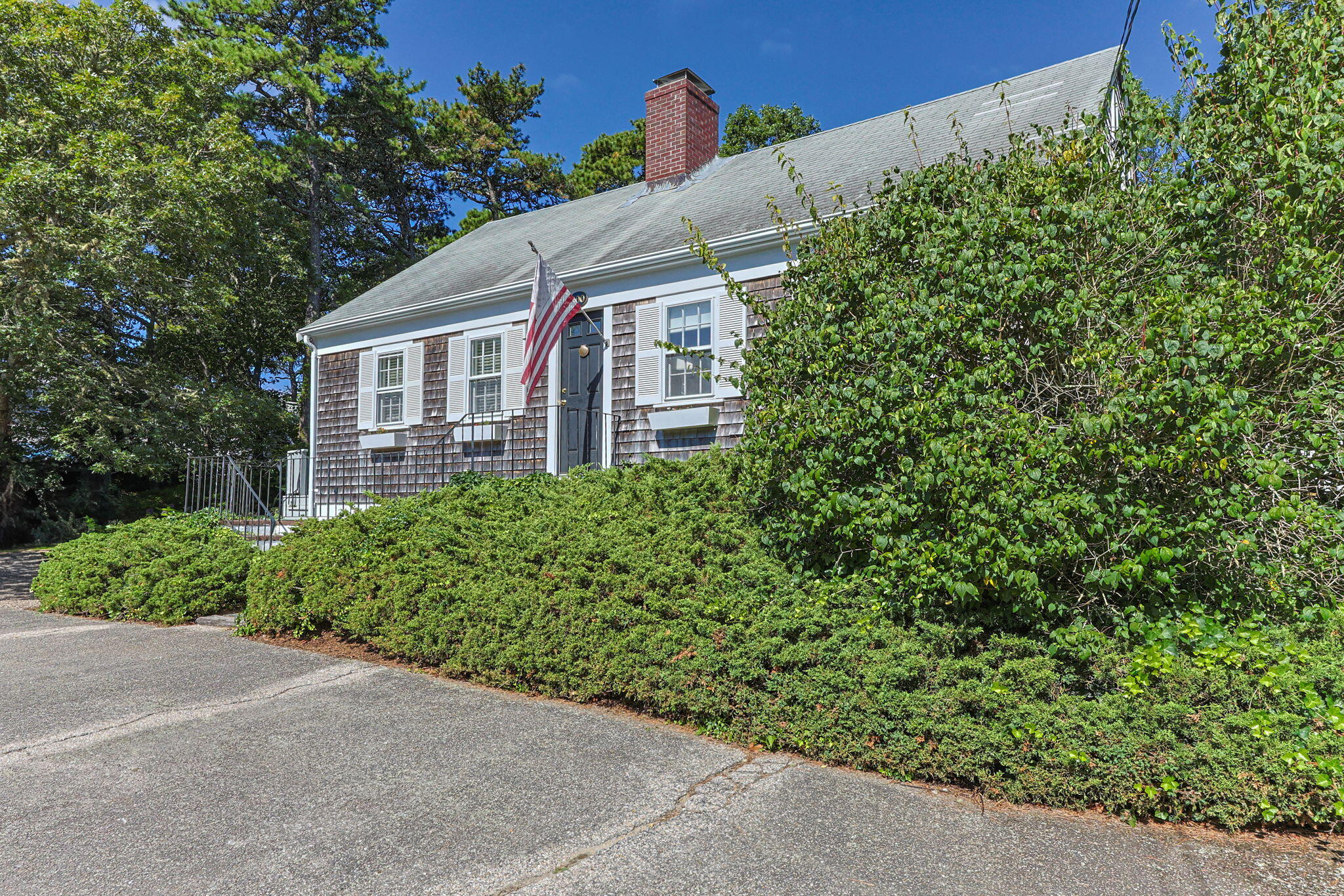 MLS #22504385 image #0