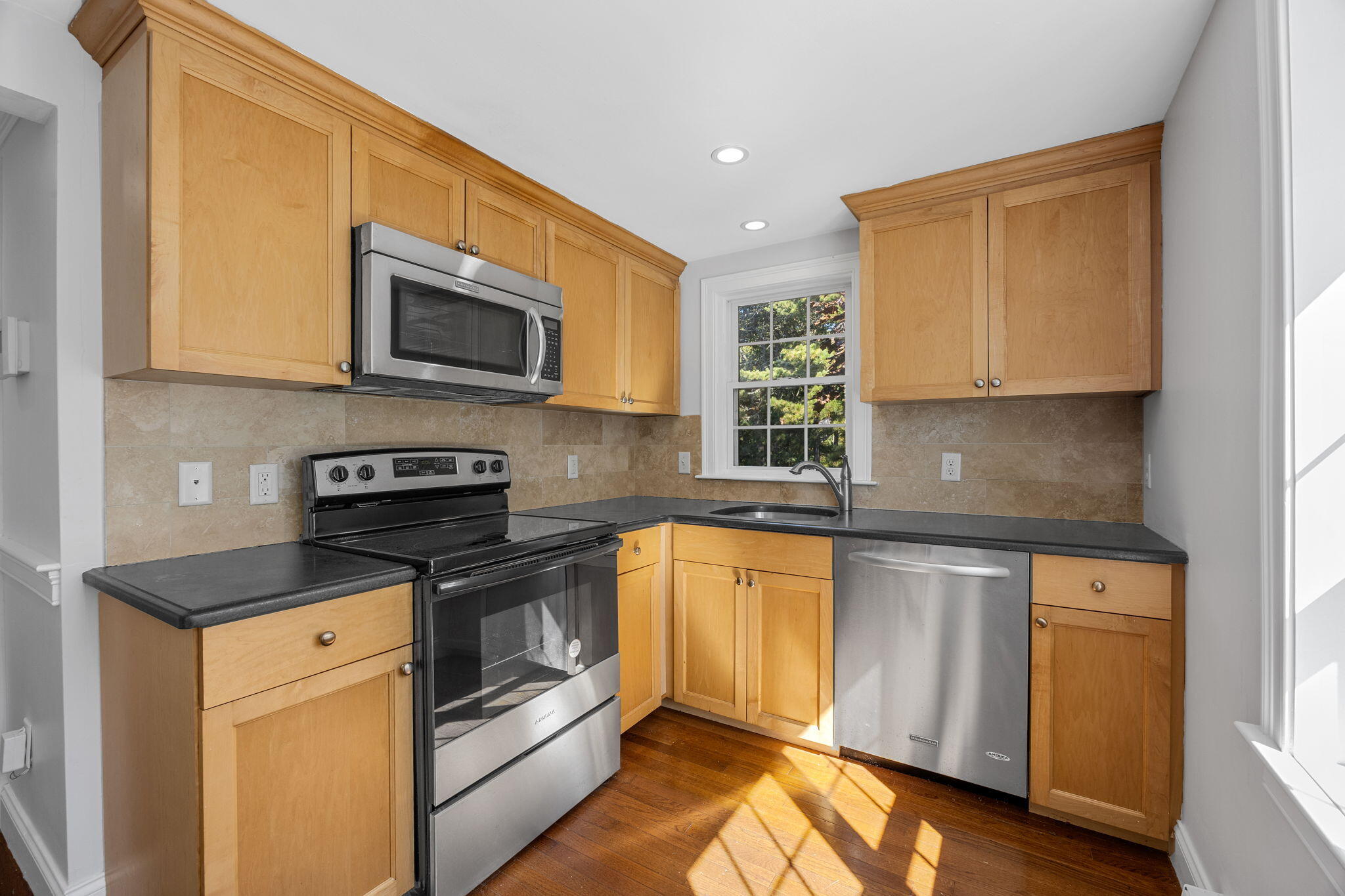 MLS #22504974 image #13