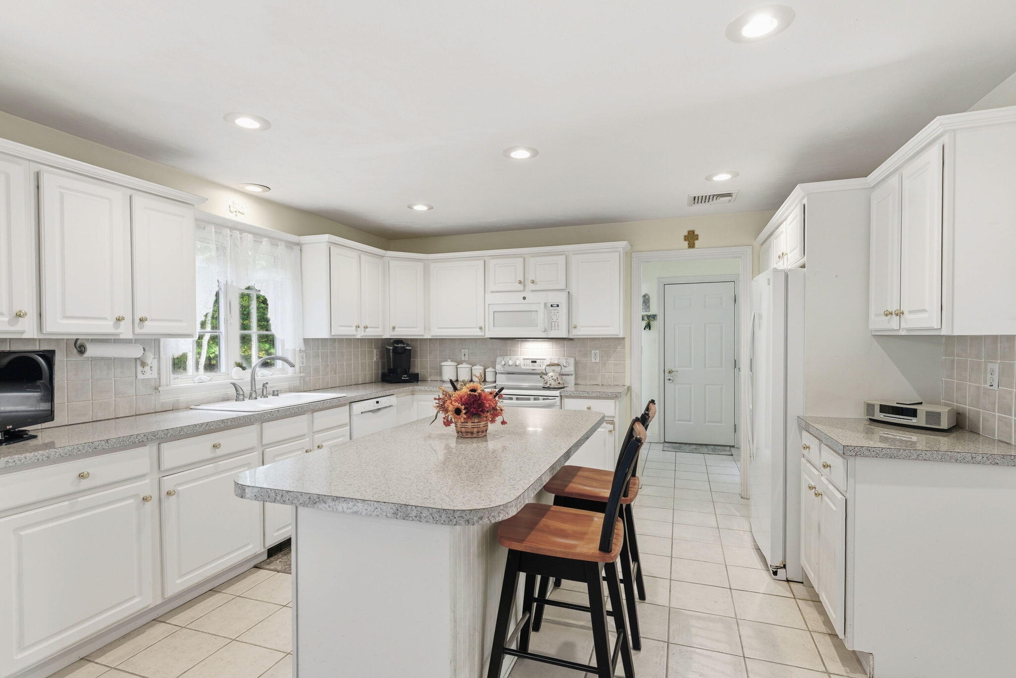 MLS #22505047 image #3