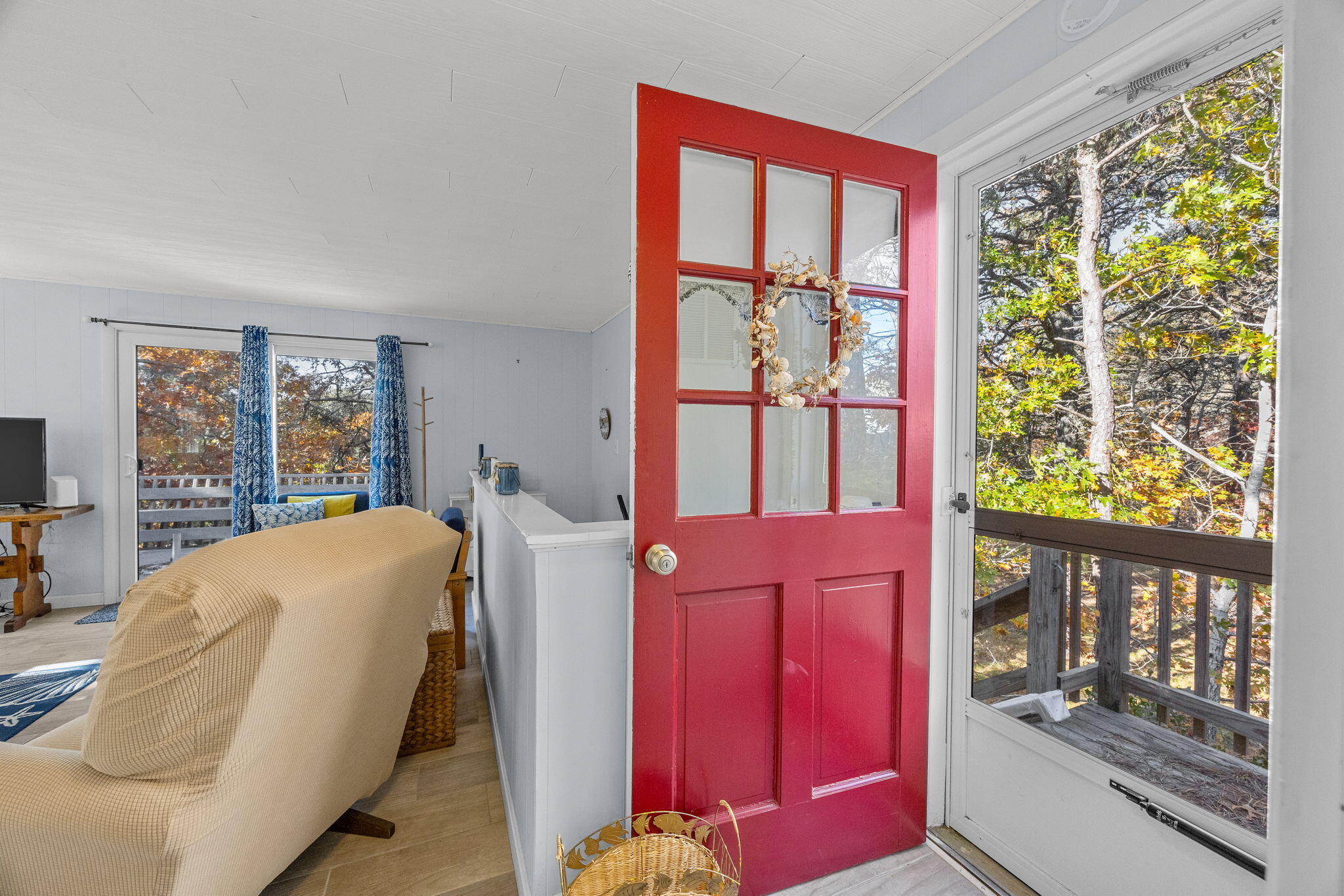 MLS #22505382 image #2