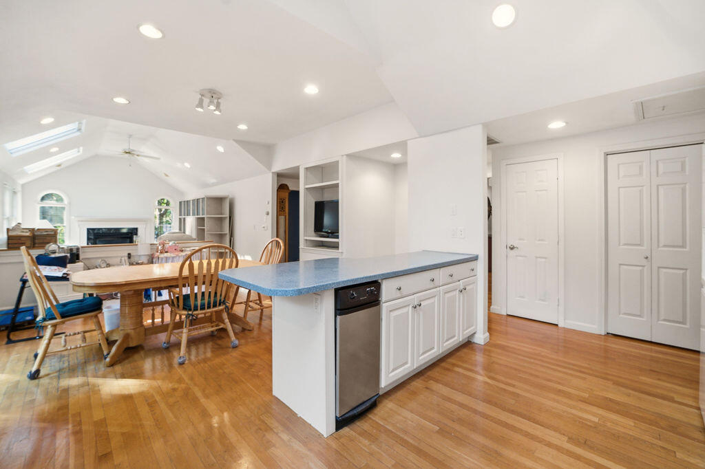 MLS #22505679 image #17