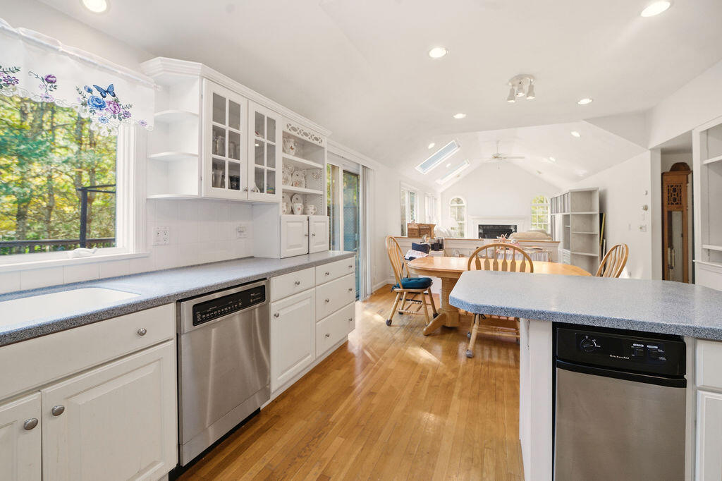 MLS #22505679 image #18