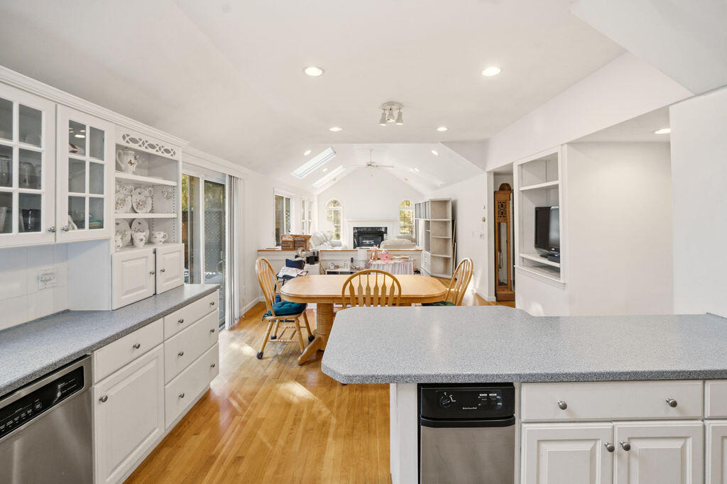 MLS #22505679 image #20