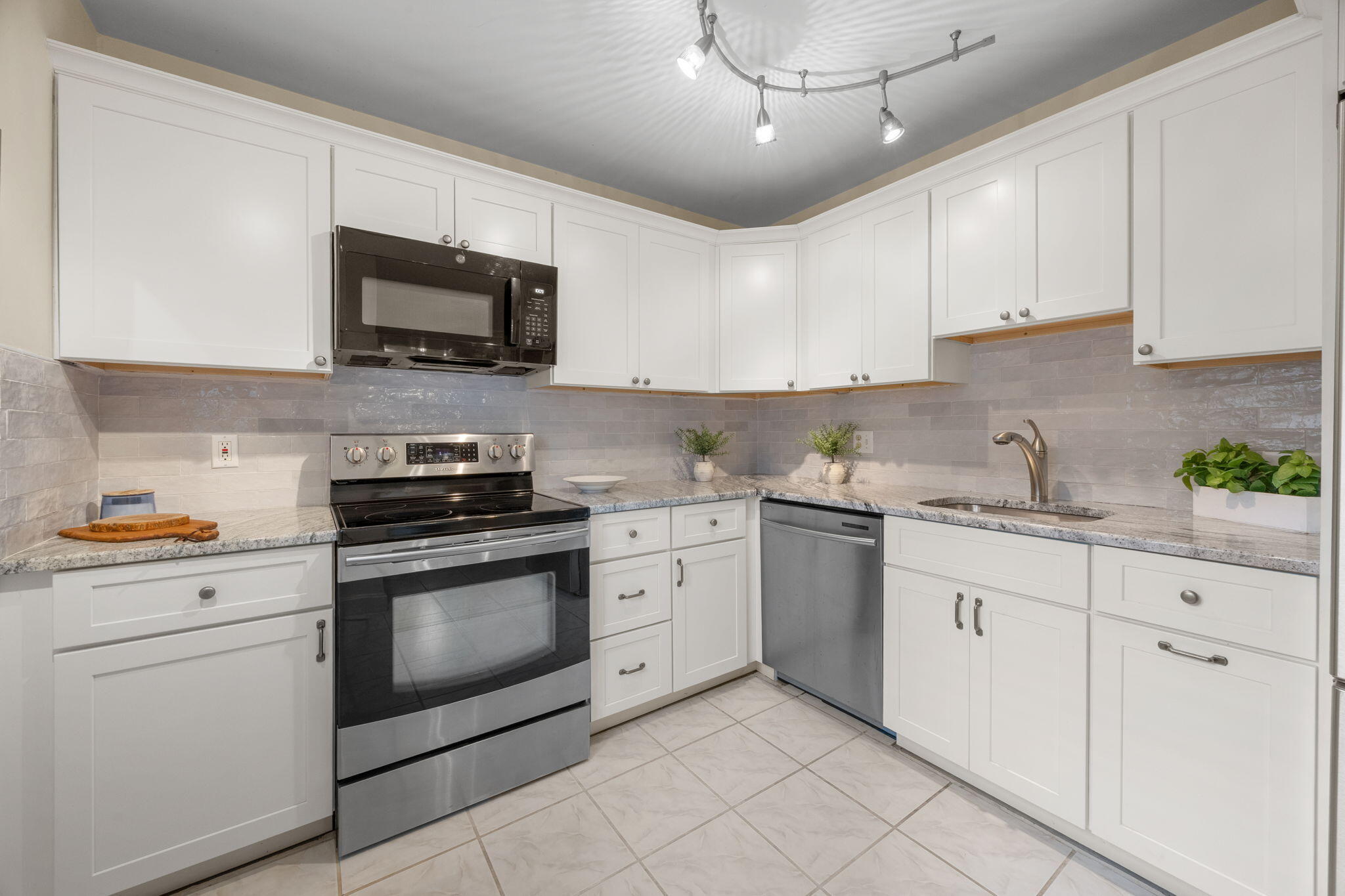 MLS #22505757 image #10