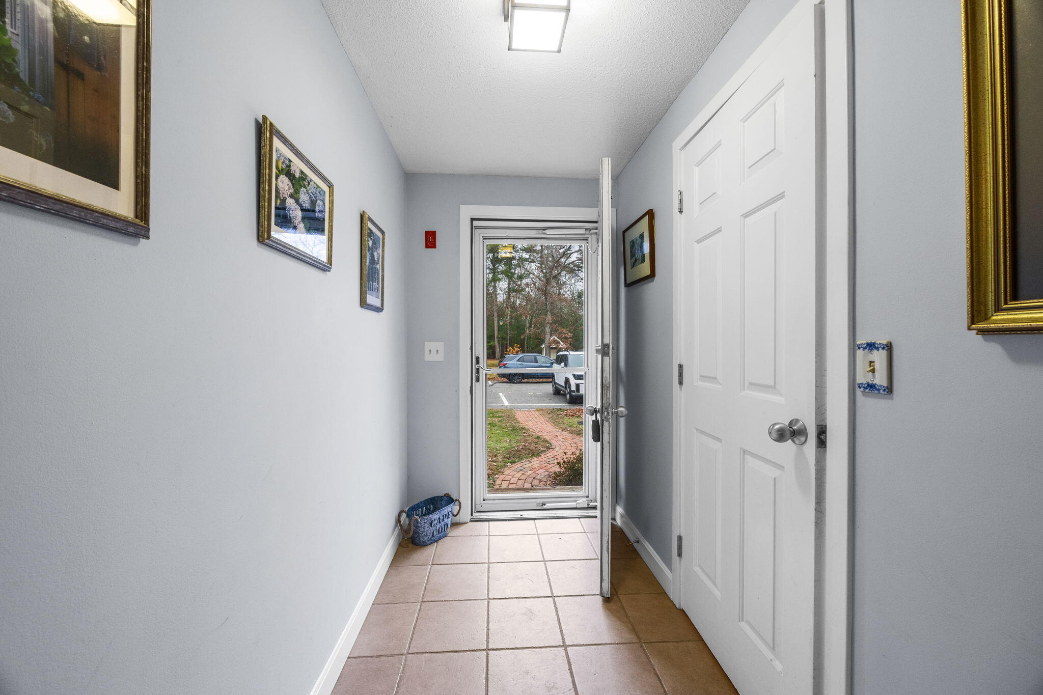 MLS #22505794 image #2