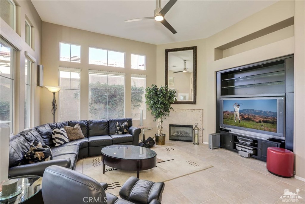 MLS #217002648DA image #6