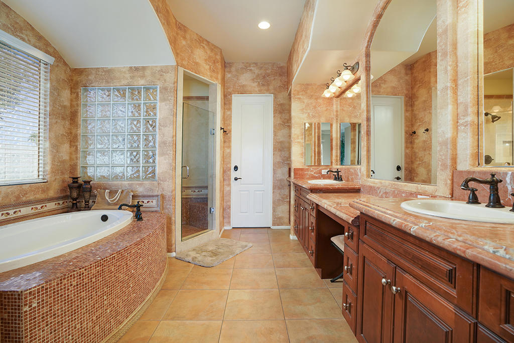 MLS #219033647PS image #12