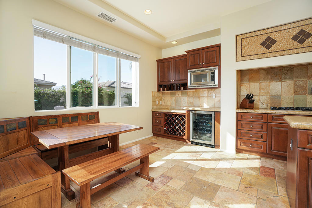 MLS #219033647PS image #8