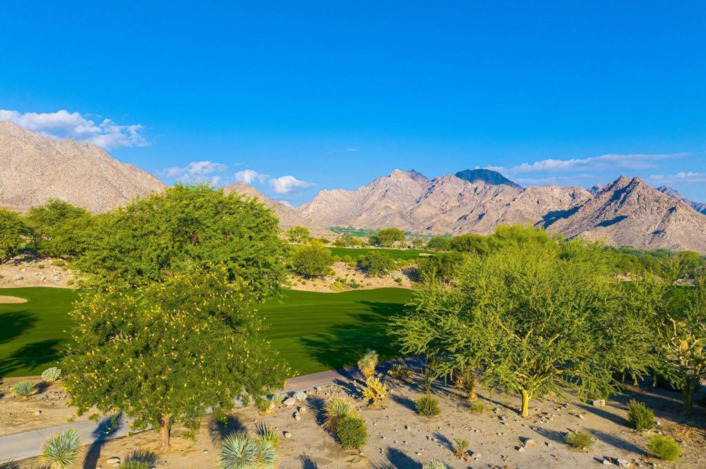 MLS #219103186DA image #16