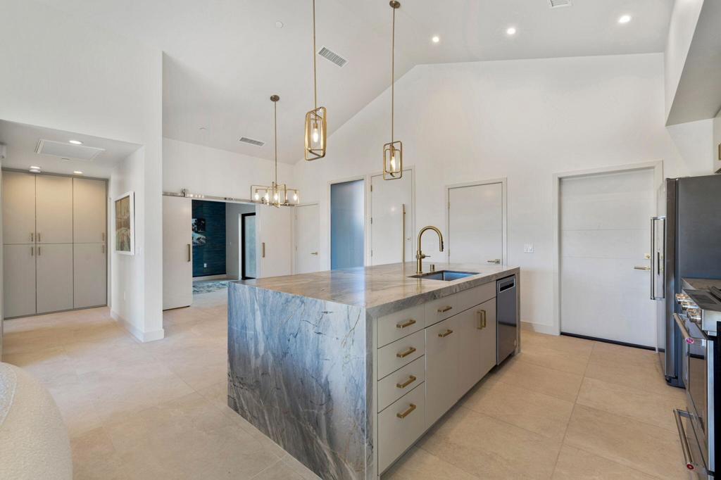 MLS #219115941DA image #10