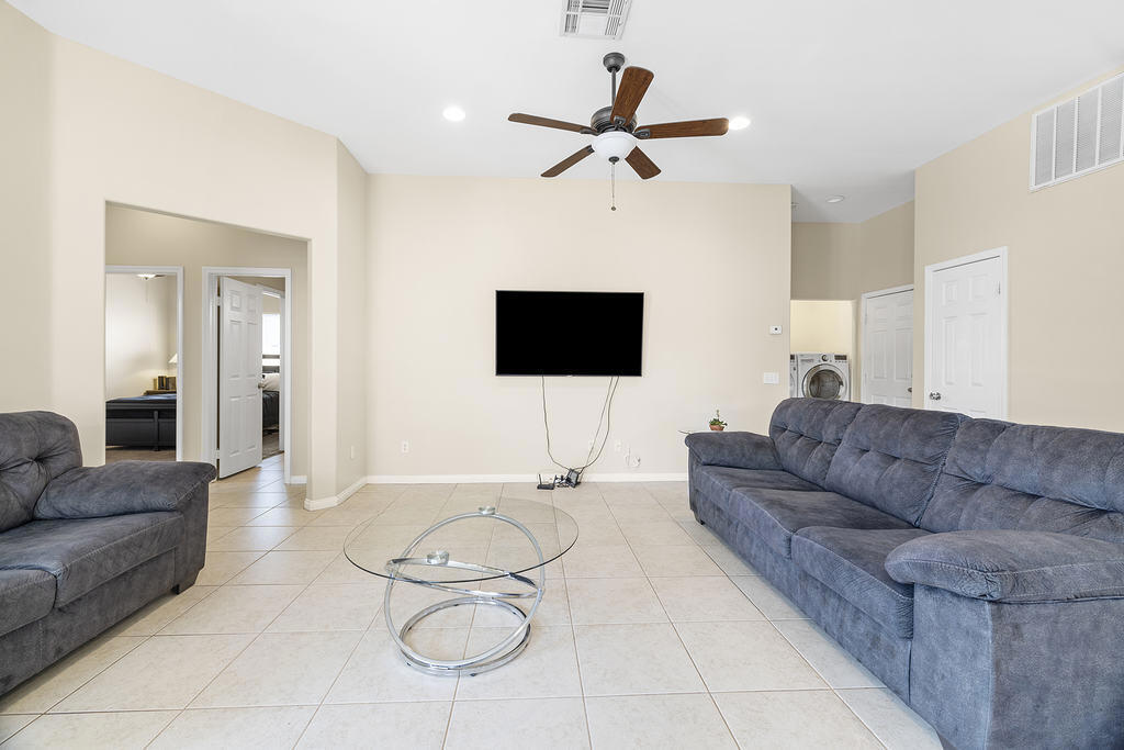 MLS #219116585DA image #3