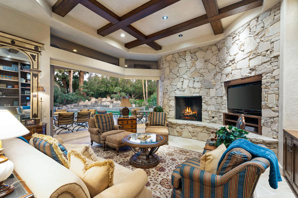 MLS #219117554DA image #1