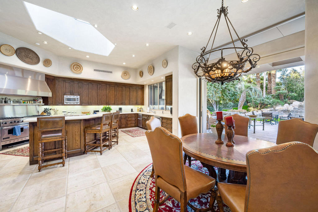 MLS #219117554DA image #4