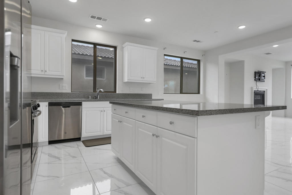 MLS #219120229DA image #10