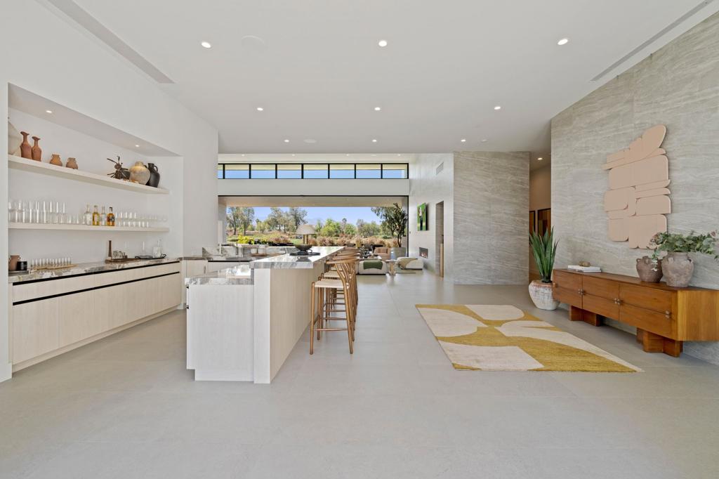 MLS #219122504DA image #4