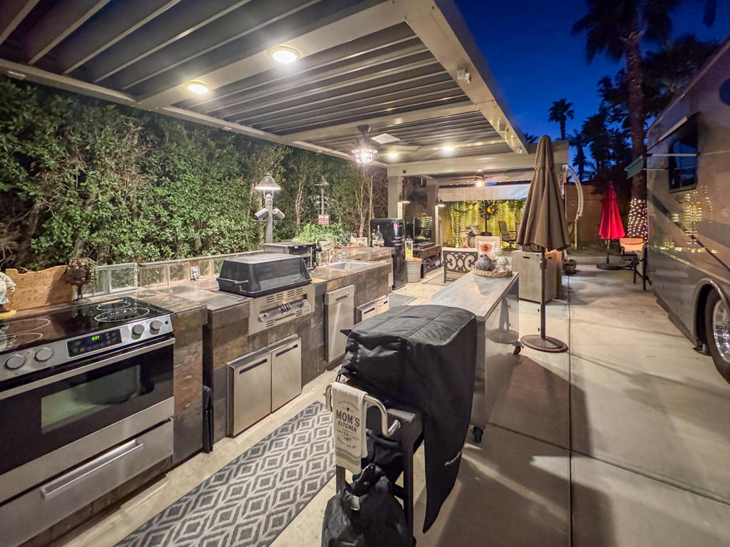 MLS #219122750DA image #3