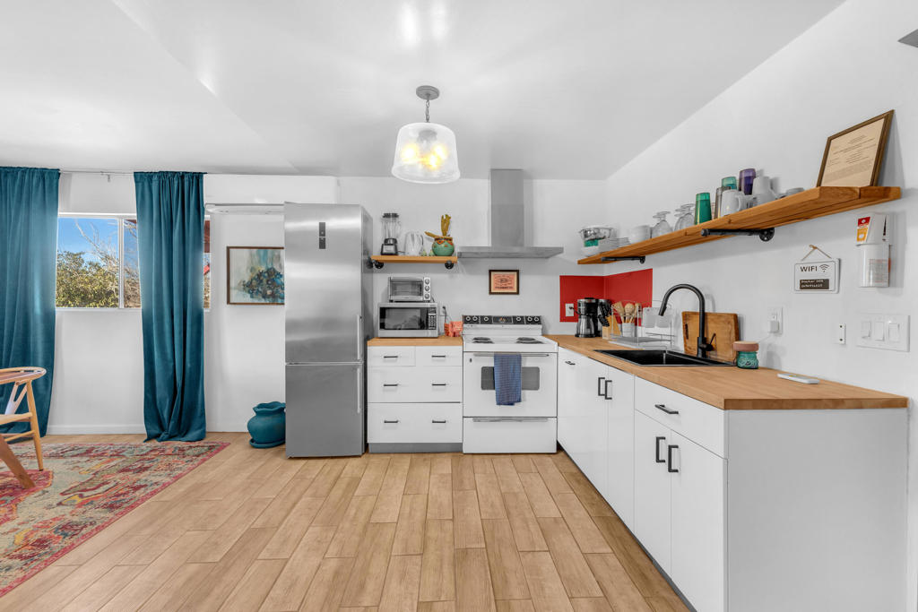 MLS #219123142DA image #14