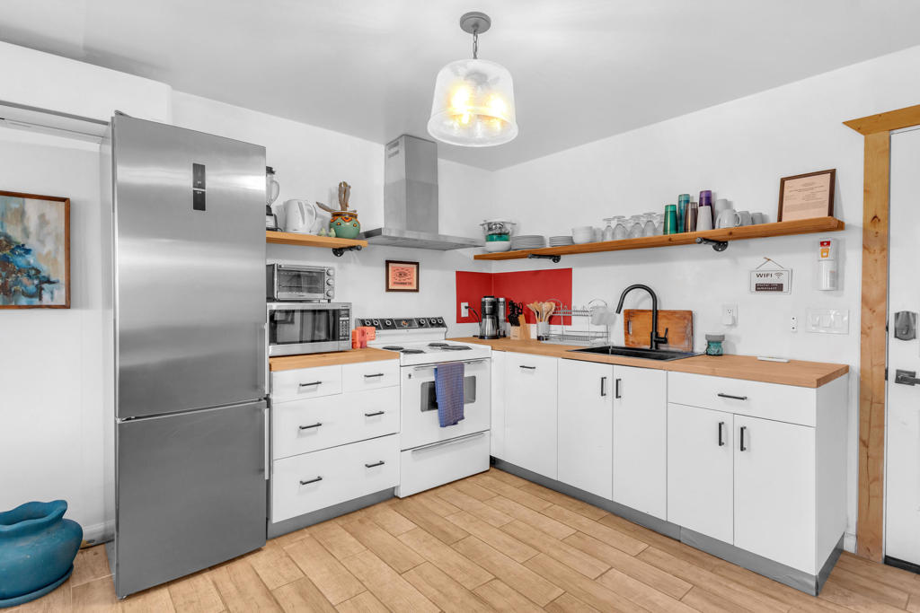 MLS #219123142DA image #15