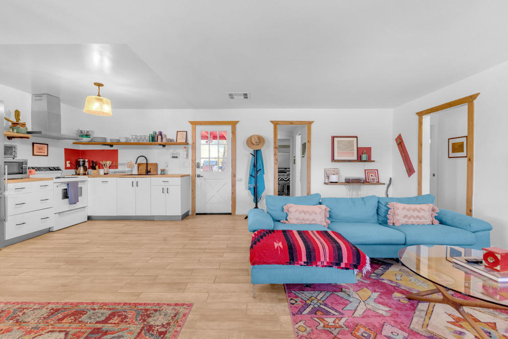 MLS #219123142DA image #18