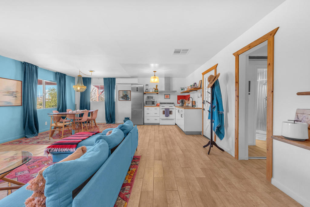 MLS #219123142DA image #19