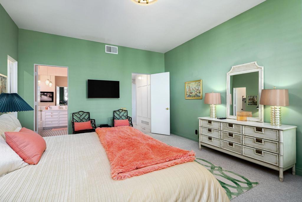 MLS #219123215DA image #29