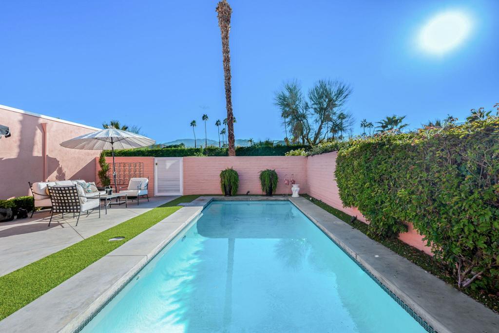 MLS #219123215DA image #3