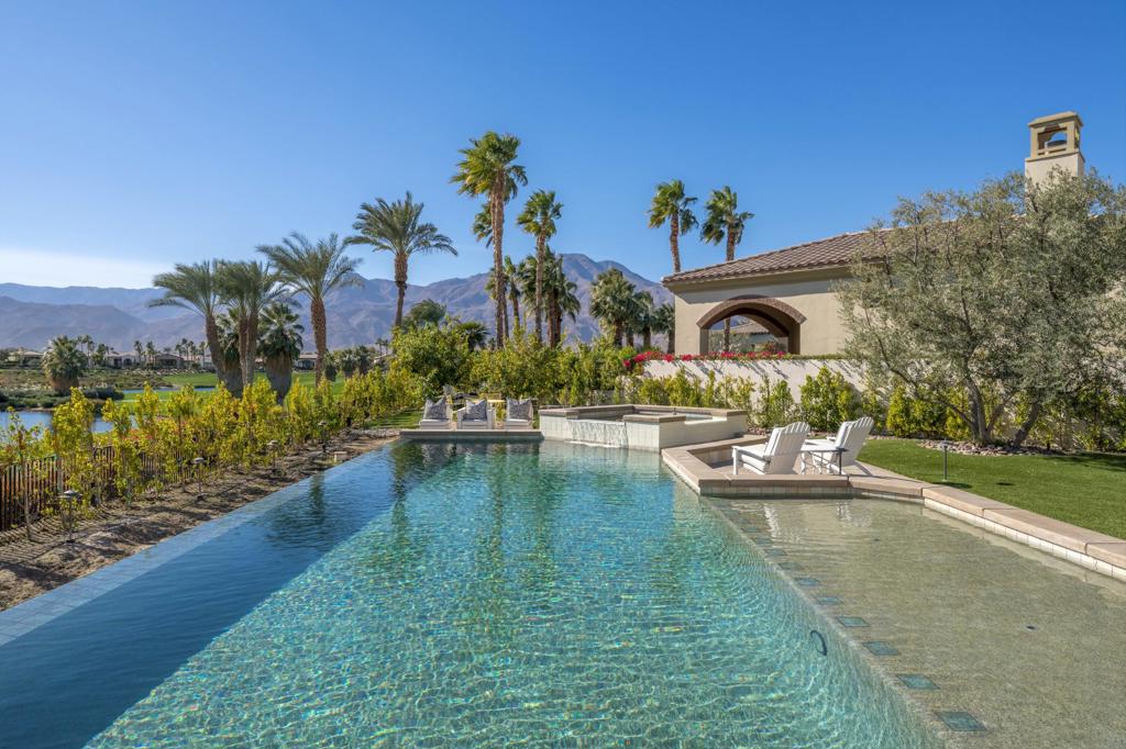 MLS #219123342DA image #3