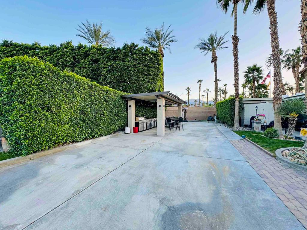 MLS #219123851DA image #4