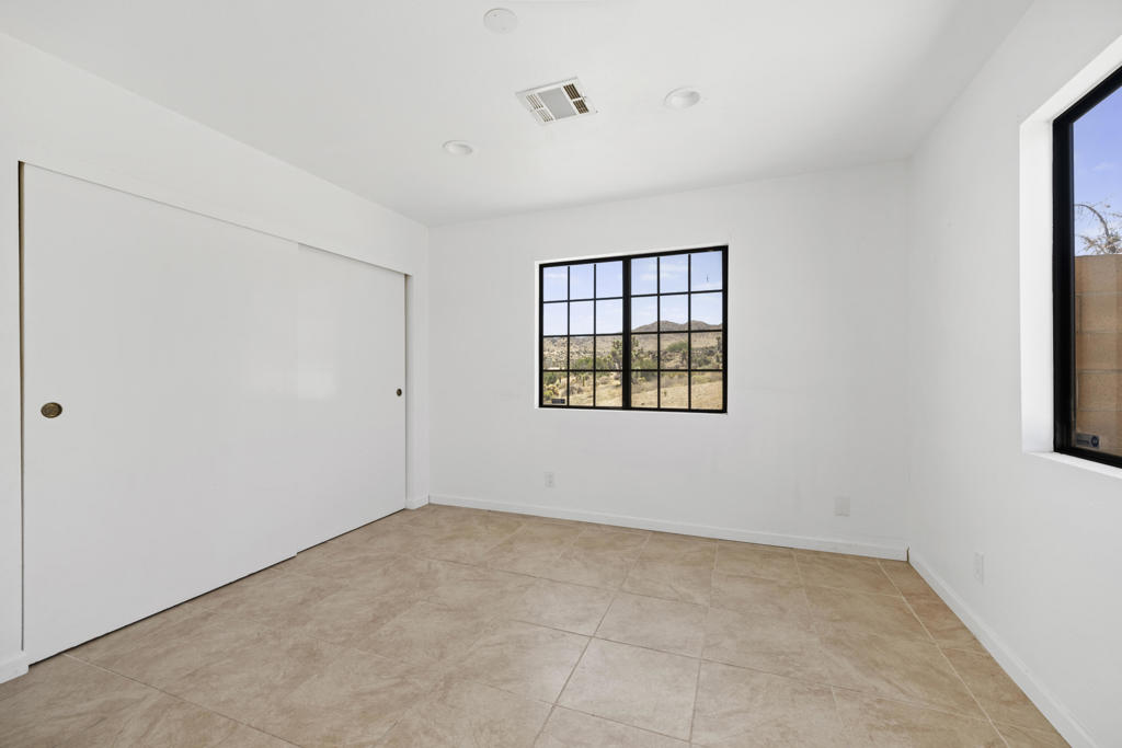 MLS #219124051PS image #24