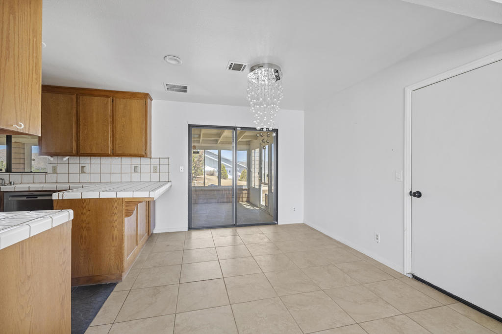 MLS #219124051PS image #6