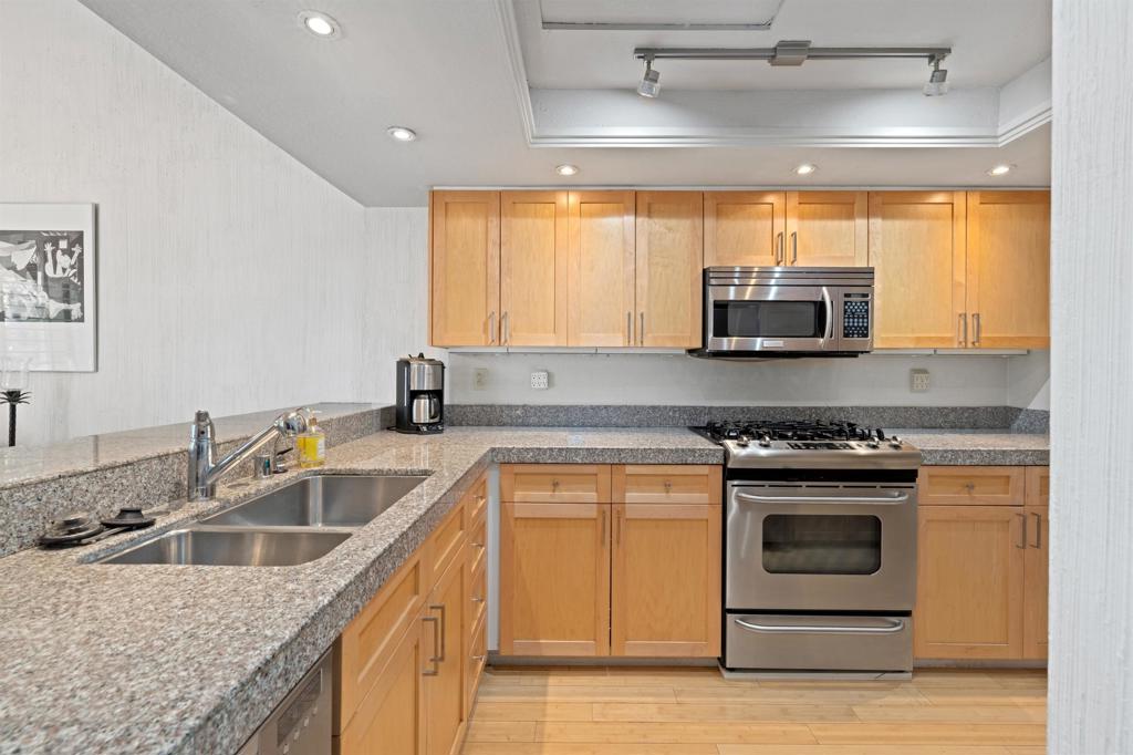 MLS #219124102DA image #9