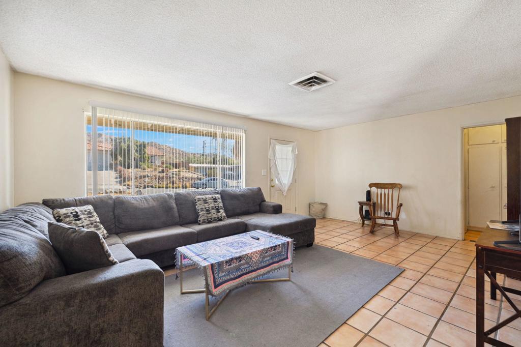 MLS #219124608DA image #3