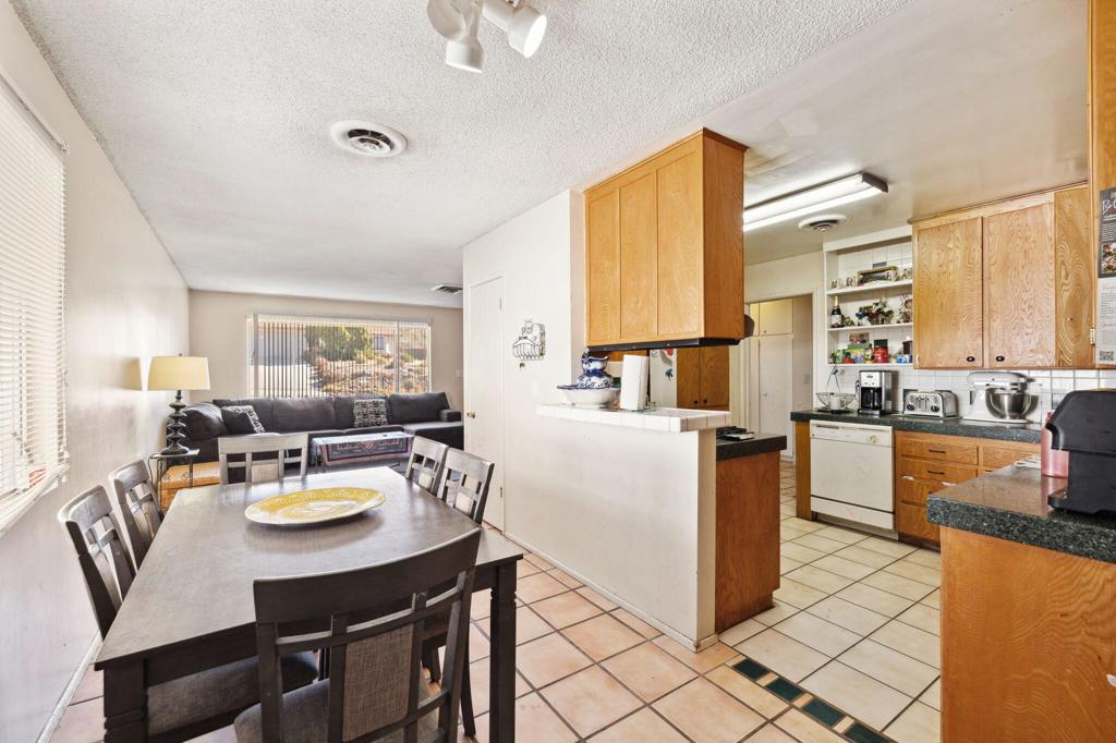 MLS #219124608DA image #5